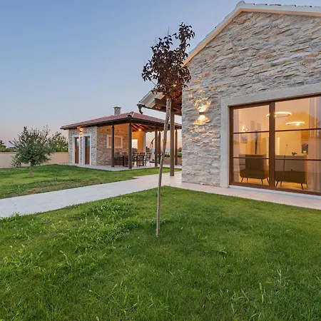 Pia * Donja Jagodnja